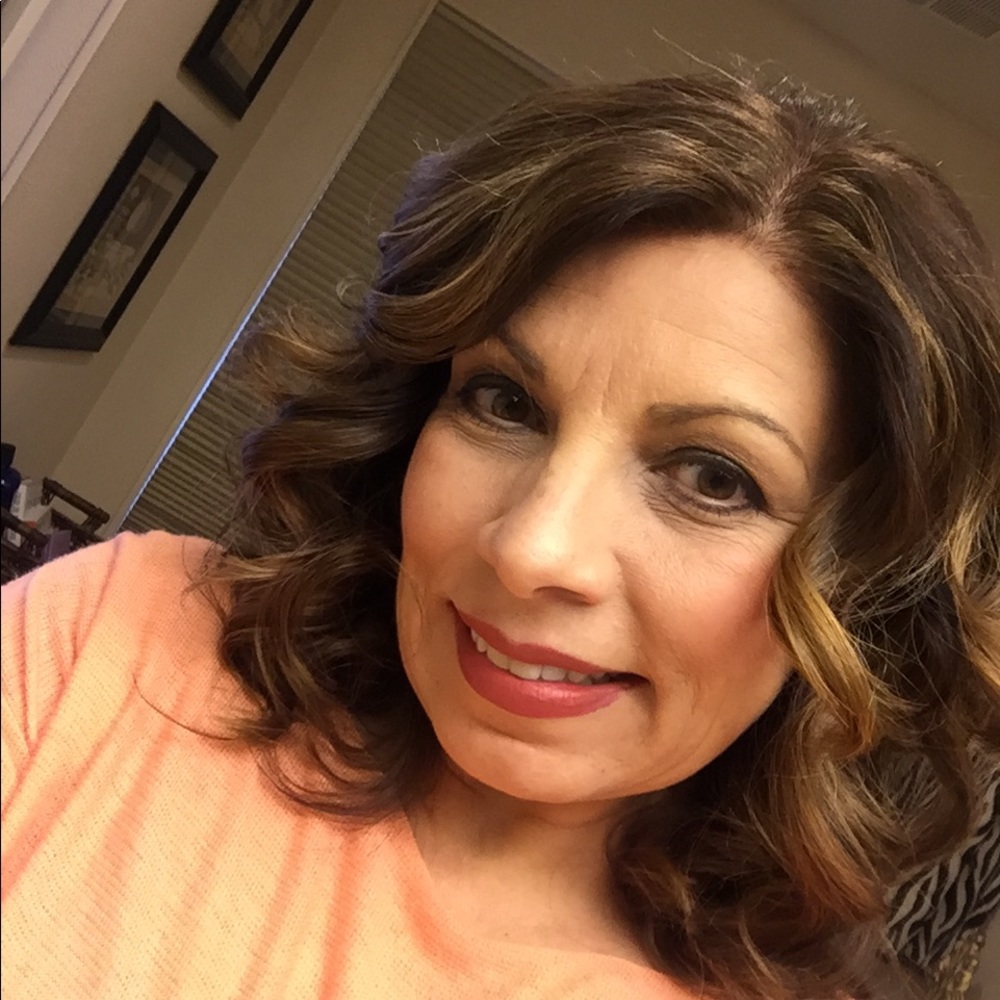 Meet your Posher, Lillian